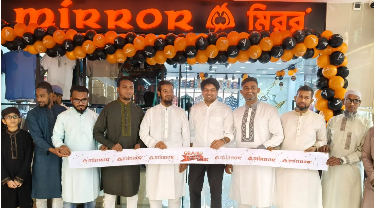 চট্টগ্রামে ১২তম শোরুম উদ্বোধন করল লাইফস্টাইল ব্র্যান্ড ‘মিরর’
