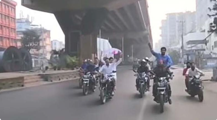 চট্টগ্রামে নিষিদ্ধ ছাত্রলীগের মোটরসাইকেল শোভাযাত্রা