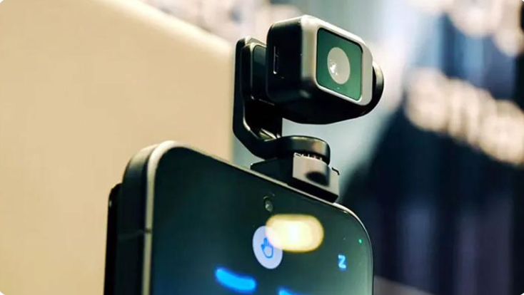 নতুন ফোন-গ্যাজেটে চমক, আসছে রোবট ফোন