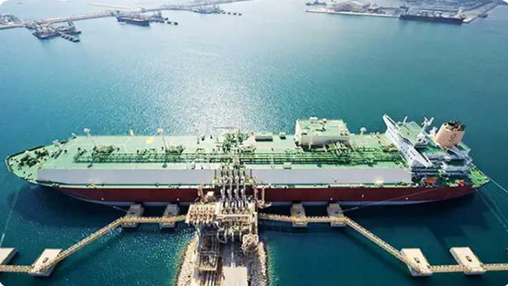 ১০ এলএনজি ট্যাংকার লিজ দিতে চায় কাতার