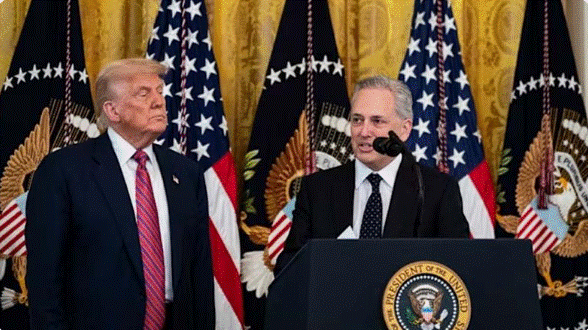 ইরান যুদ্ধে ‘বিজয় ঘোষণা করে বেরিয়ে আসার’ আহ্বান ট্রাম্পের উপদেষ্টার